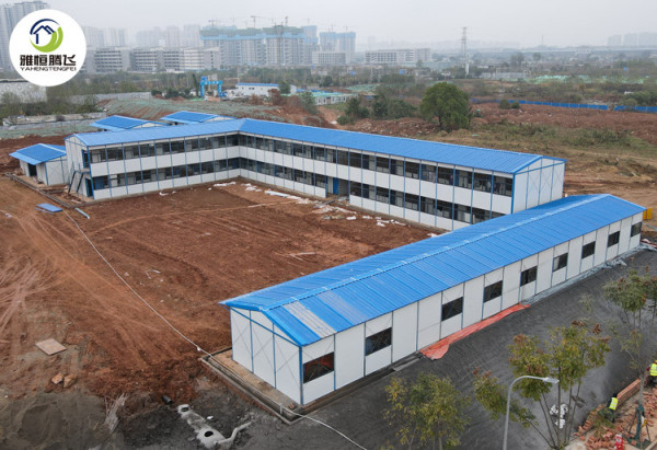 NHÀ CONTAINER ĐI ĐỘNG